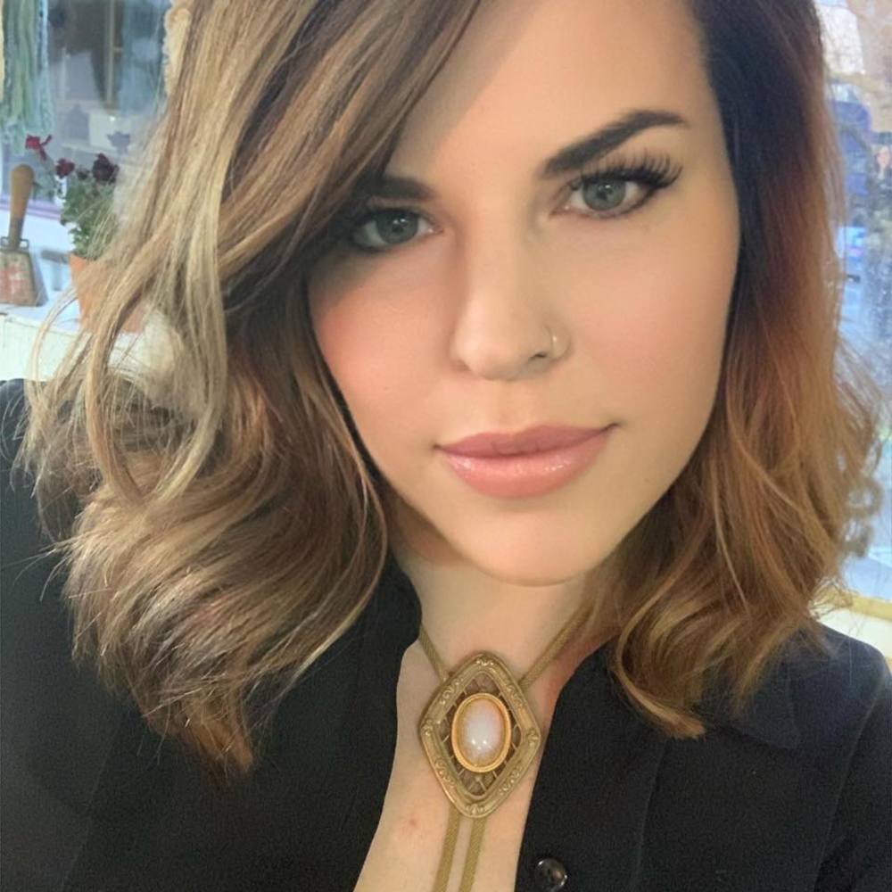 Meet your Posher, Jillian